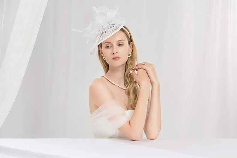 EE 2213 a party hat with a thin hair hoop bowknot feathers set auger royal elder sister female fan hat