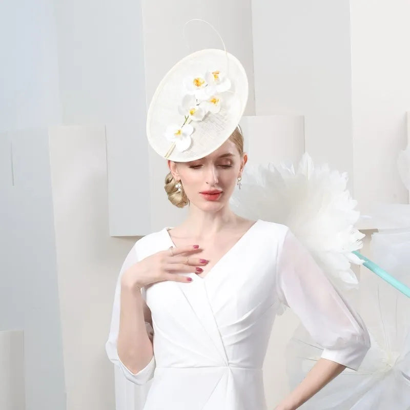 EE 2292 the new spring and summer 2023 flower feather decoration and elegant hat party travel hat girl