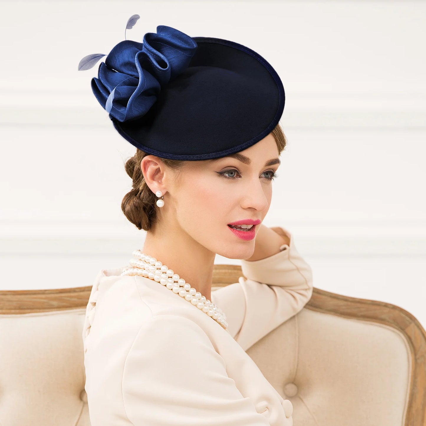 EE 3039 winter/party/racing cap/hat/feather headdress flower wool felt hat