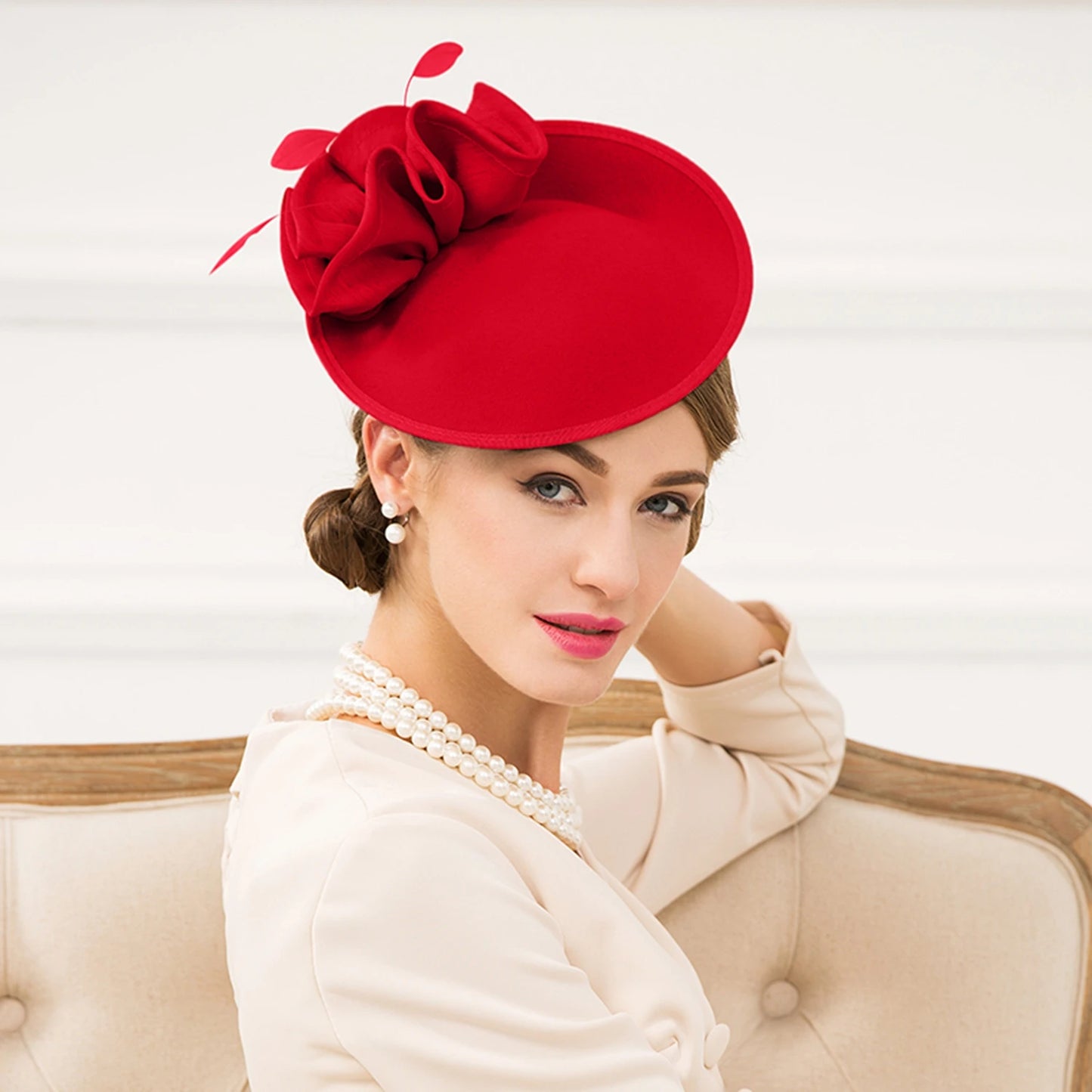 EE 3039 winter/party/racing cap/hat/feather headdress flower wool felt hat