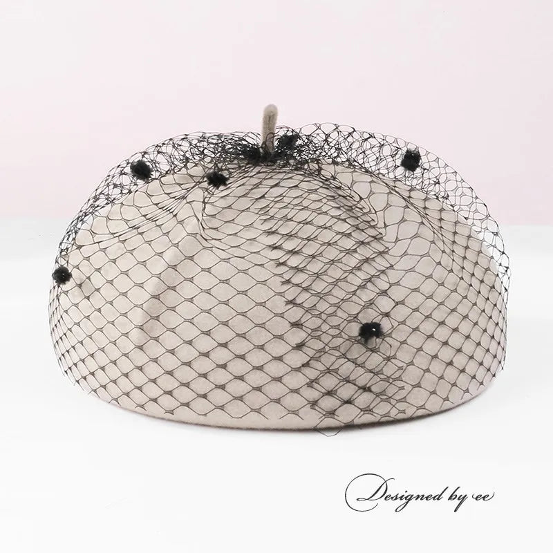 EE 3133 autumn new retro elegant small net yarn wool party hat beret children of England