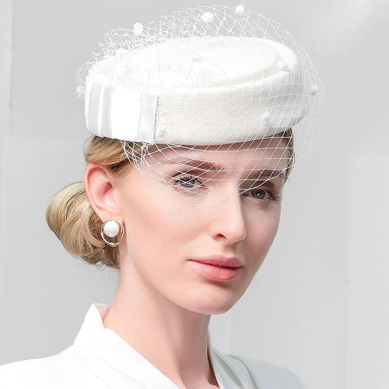EE 3148 French Autumn and Winter Woolen Woolen Warm Mesh Top Hat Female Beret Elegant Temperament Flight Attendant Woolen Hat
