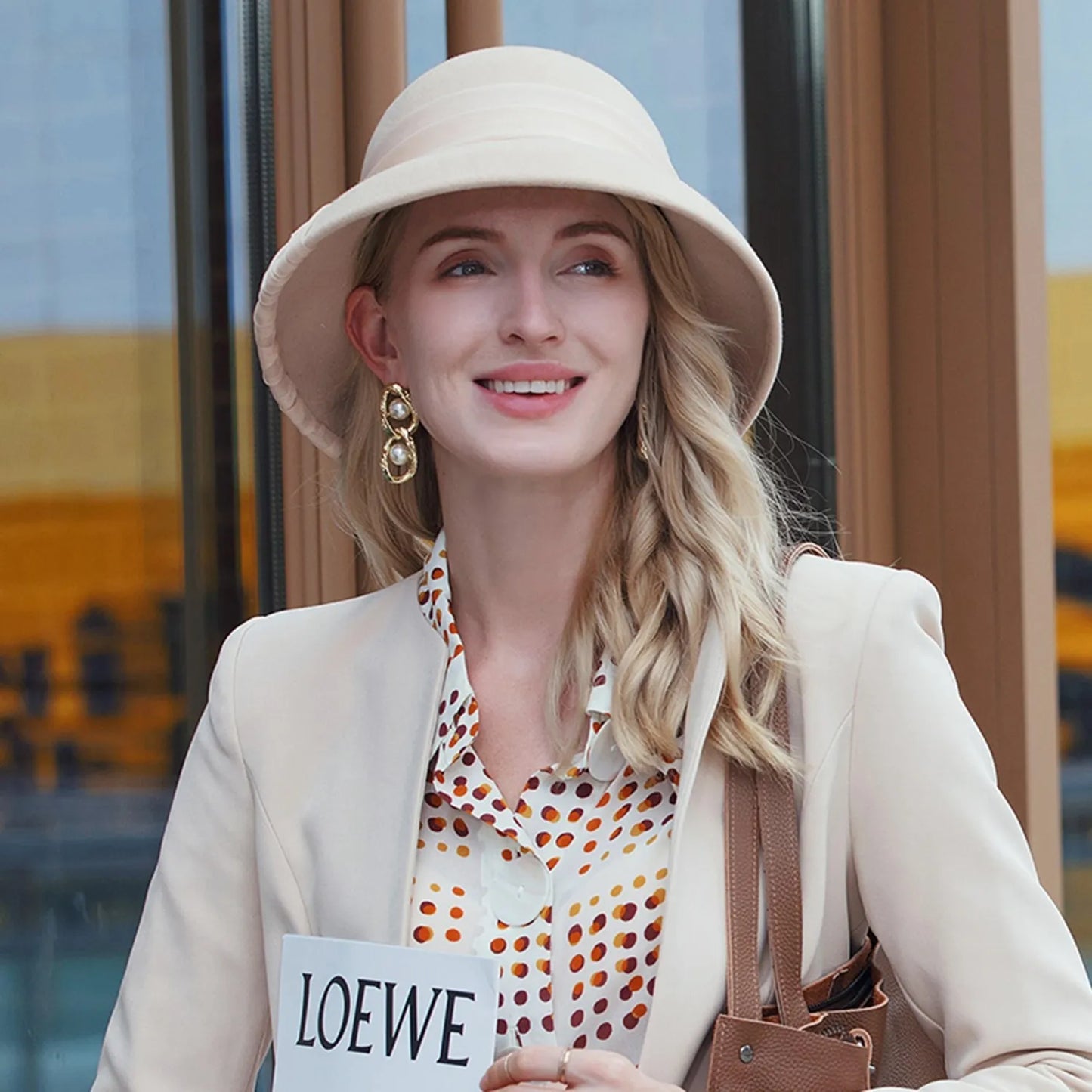 EE 5021 Autumn and Winter New Trendy Brand Retro Woolen Women's Hat Elegant English Top Hat Suitable for Round Face Wool Hat
