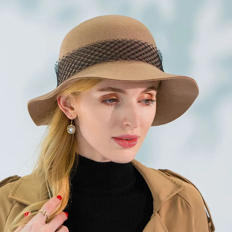 EE 5082 Autumn and Winter Top Hat Versatile and Elegant Hat for Women