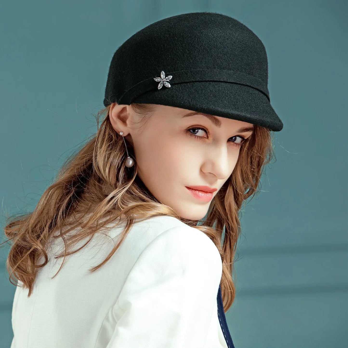 EE 5093 autumn and winter new British top hat simple hundred woolen hat winter ladies leisure travel woolen hat woman