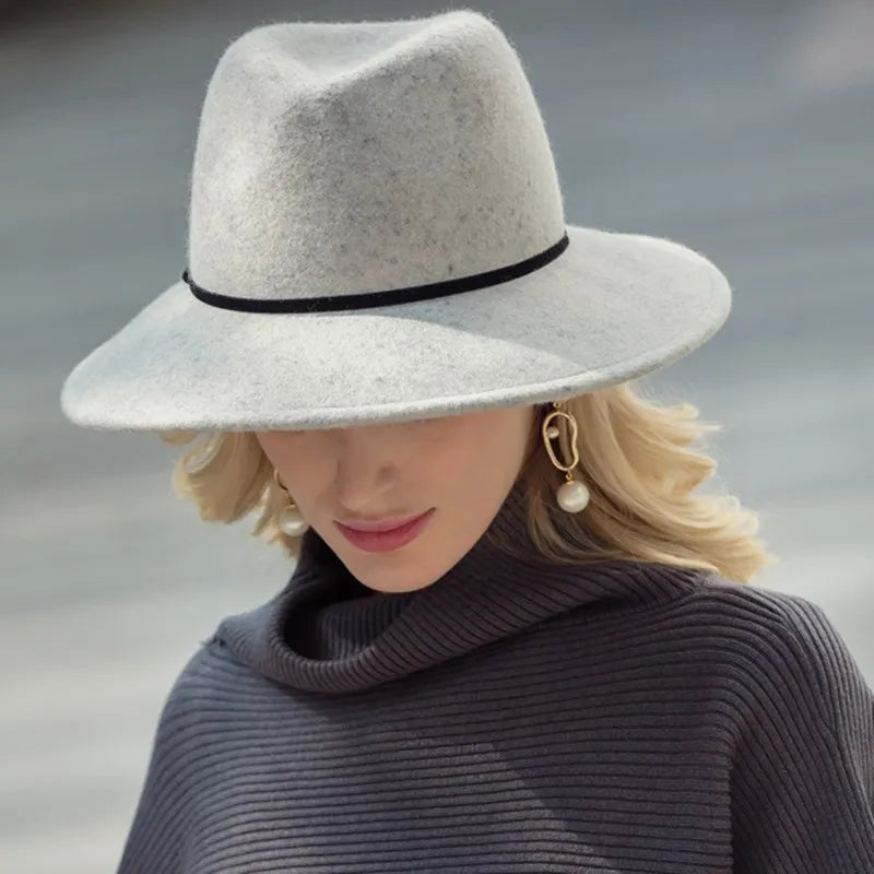 EE 5251 new winter travel Sir Cloth cap contracted joker hat female restoring ancient ways of England