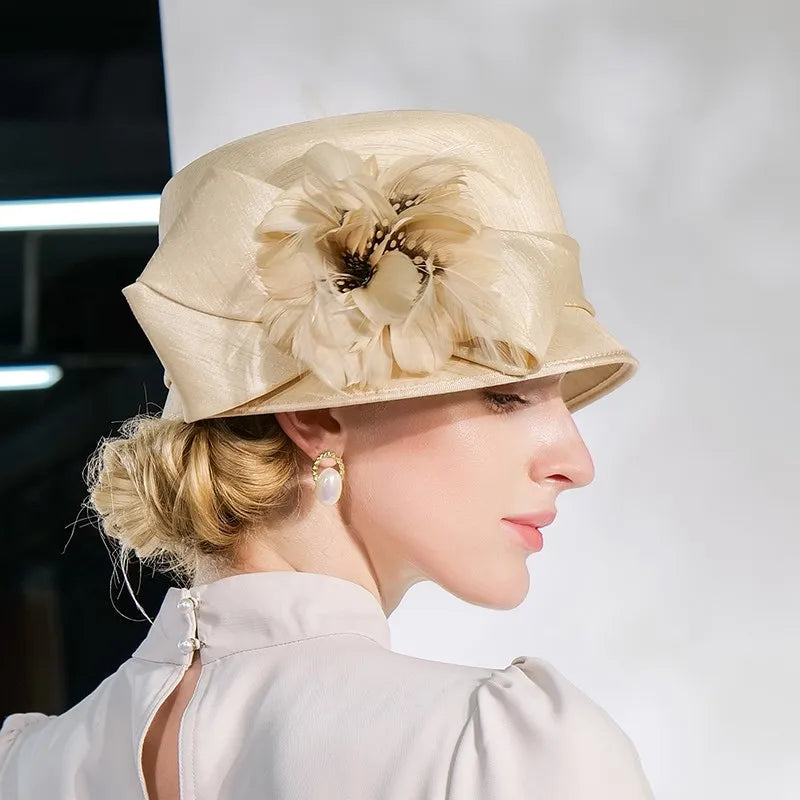 EE 5260 Original Design Spring and Autumn New Elegant Feather Top Hat Retro Western Style Beautiful Hat Girl