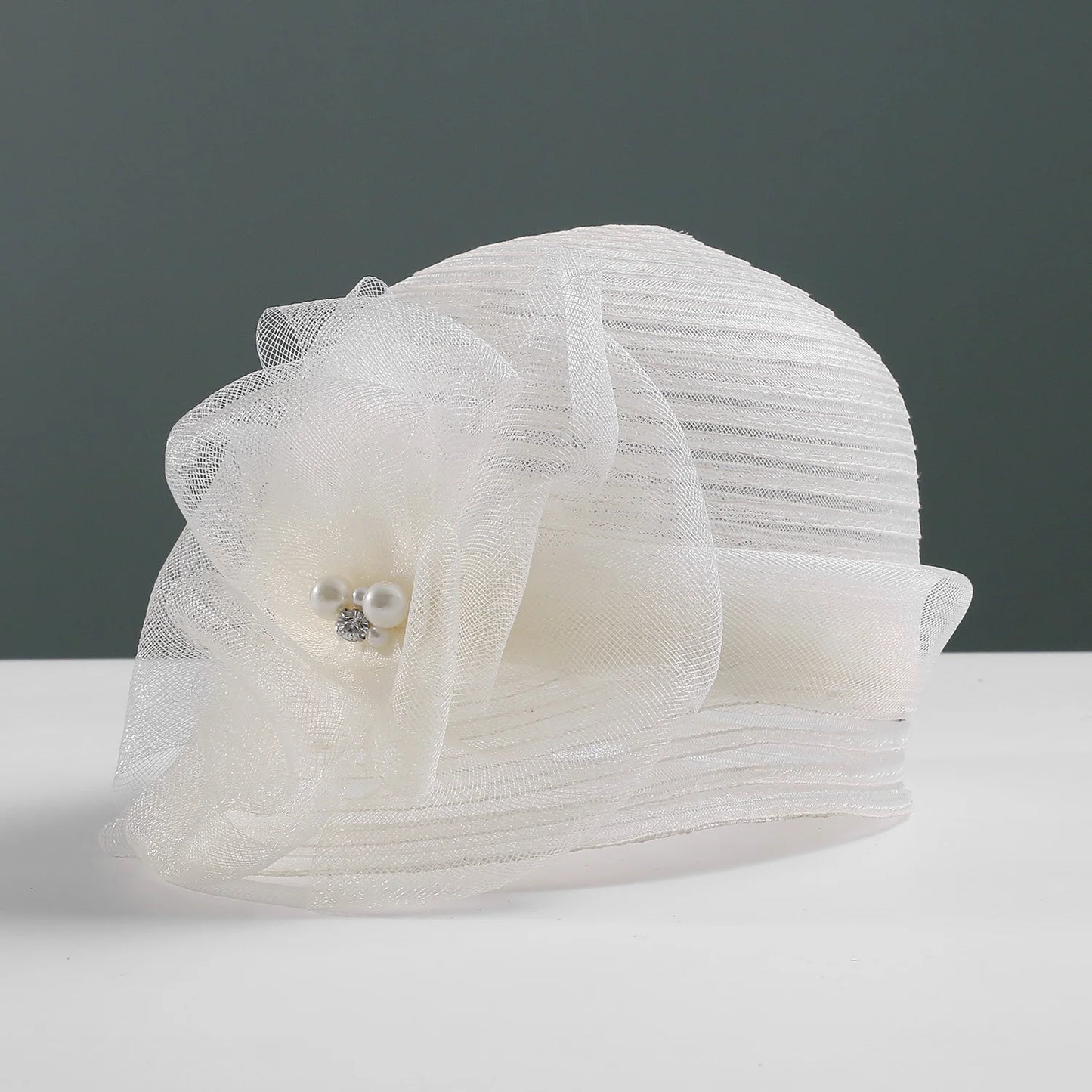 EE 1059 Spring and Summer/Striking/Floral/Stripe/pearls/crystals/Elegant/Horsetail Yarn/Ladies Day/Tulle Fabric Hats Headpiece