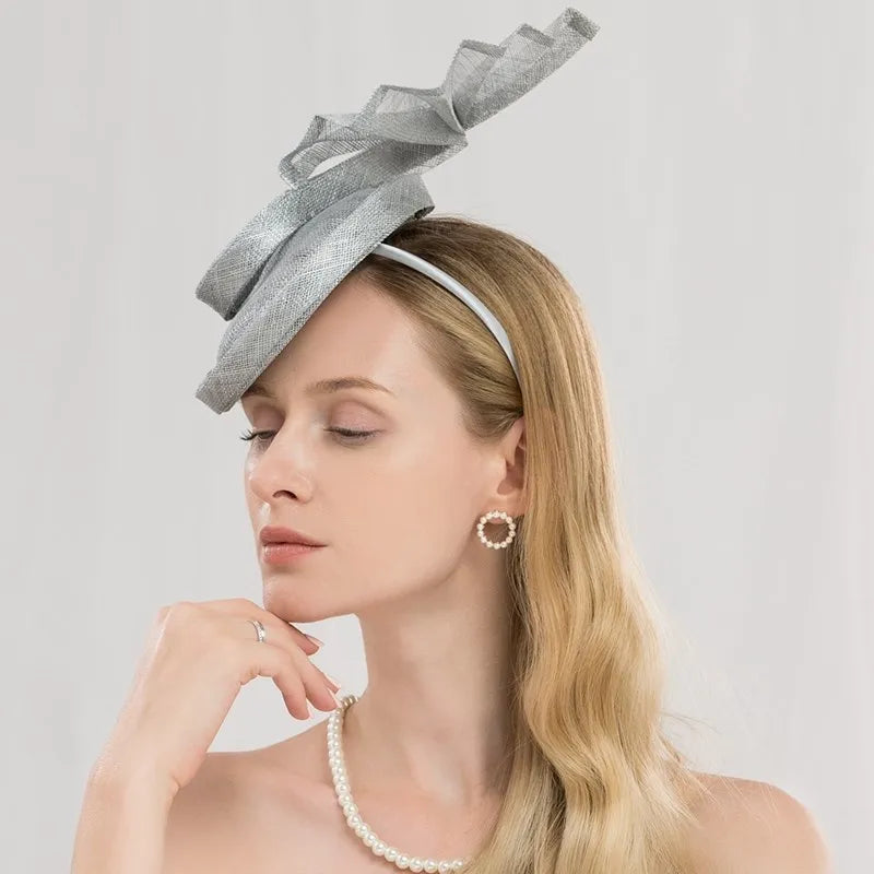 EE 2217 the party hat with a thin hair hoop royal elder sister small fan hat female British socialite party hats