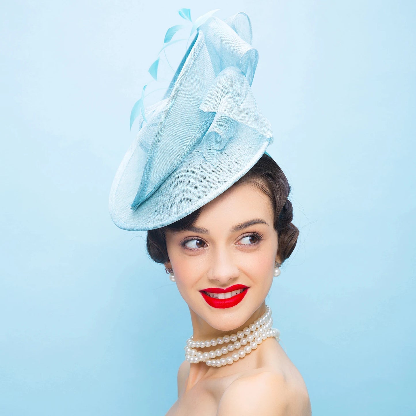 EE 2335 Spring and Summer/Elegant/Stylish/Bowknot/Feather/Special Occasion/Fascinator Hat/Sinamay/Tulle Fabric Hats Headpiece