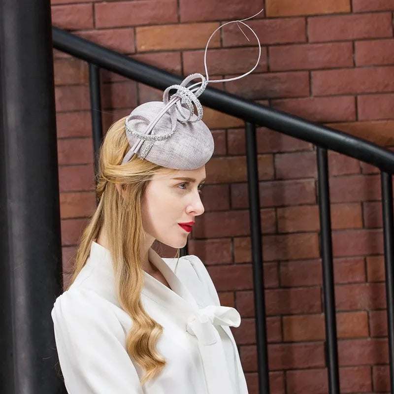 EE 2392 summer new  travel elegant British yarn ostrich rod feathers small female summer hat hat
