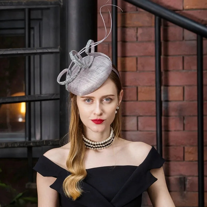 EE 2392 summer new  travel elegant British yarn ostrich rod feathers small female summer hat hat