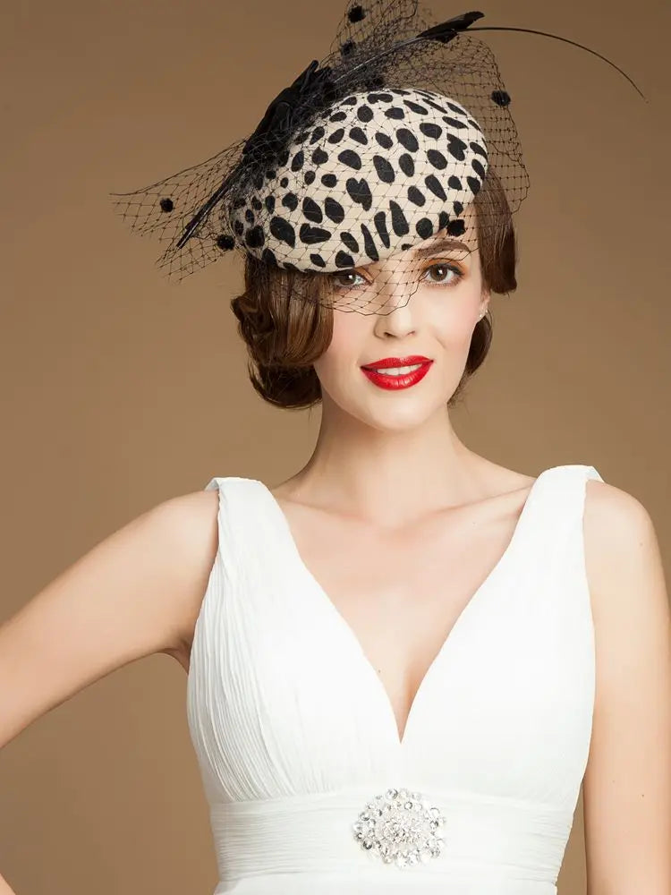 EE 3002 Winter/Striking/100% Australian Wool Felt/Birdcage Veil/Ostrich Quills/Special Occasion/Fascinators Black Pillbox Hat
