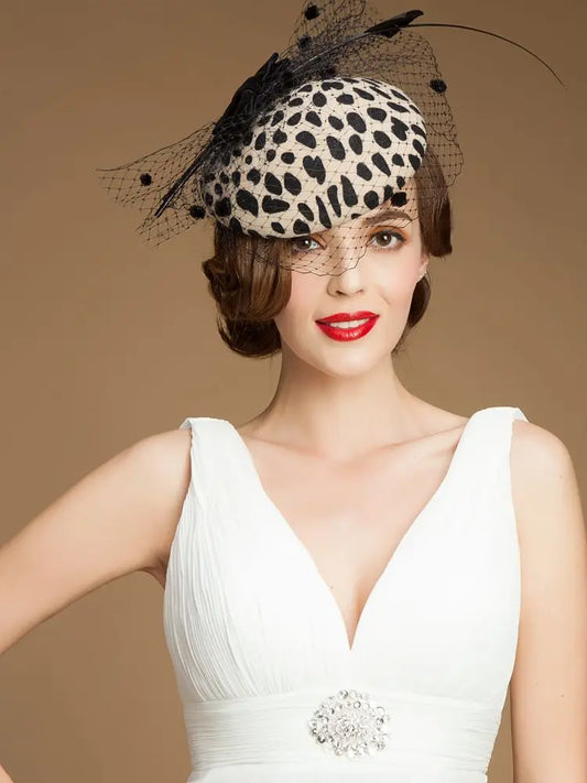 EE 3002 Winter/Striking/100% Australian Wool Felt/Birdcage Veil/Ostrich Quills/Special Occasion/Fascinators Black Pillbox Hat