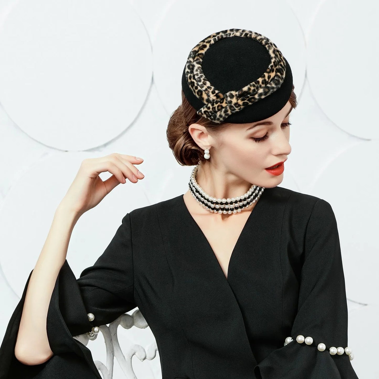 EE 3028 Autumn and Winter New Woolen Top Hat Elegant Retro British Banquet Celebrity Black Hat Girl