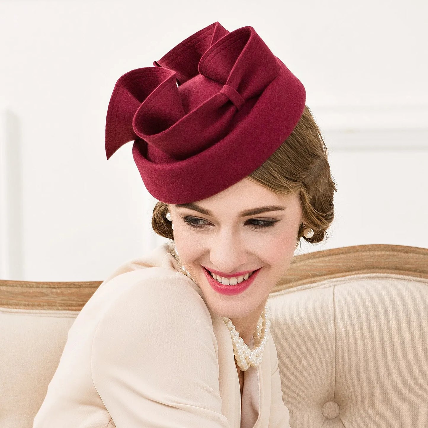 EE 3081 autumn new hat vintage wine red adult female wool hat British socialite party winter hats