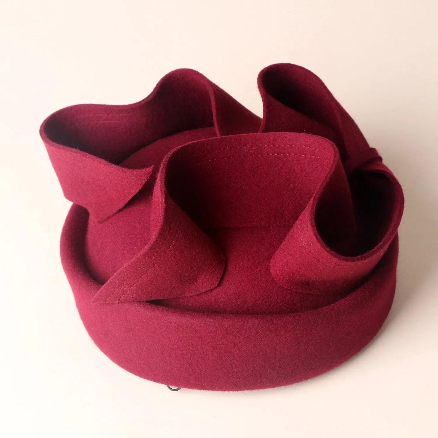 EE 3081 autumn new hat vintage wine red adult female wool hat British socialite party winter hats