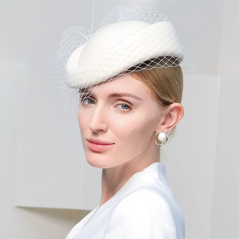EE 3146 new winter British small retro wool hat beret hat gauze cloth female restoring ancient ways