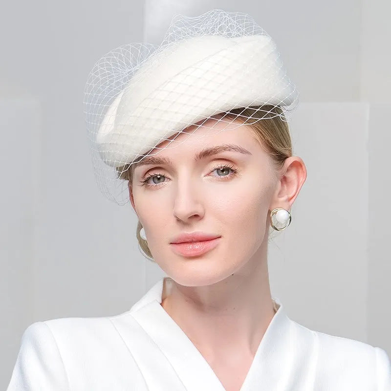 EE 3146 new winter British small retro wool hat beret hat gauze cloth female restoring ancient ways