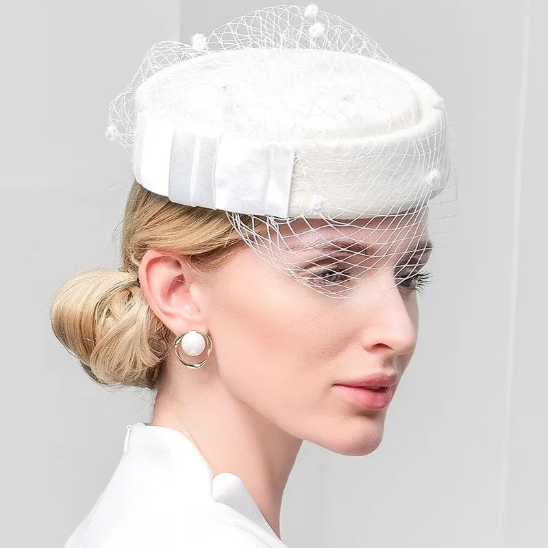 EE 3148  French Autumn and Winter Woolen Woolen Warm Mesh Top Hat Female Beret Elegant Temperament Flight Attendant Woolen Hat