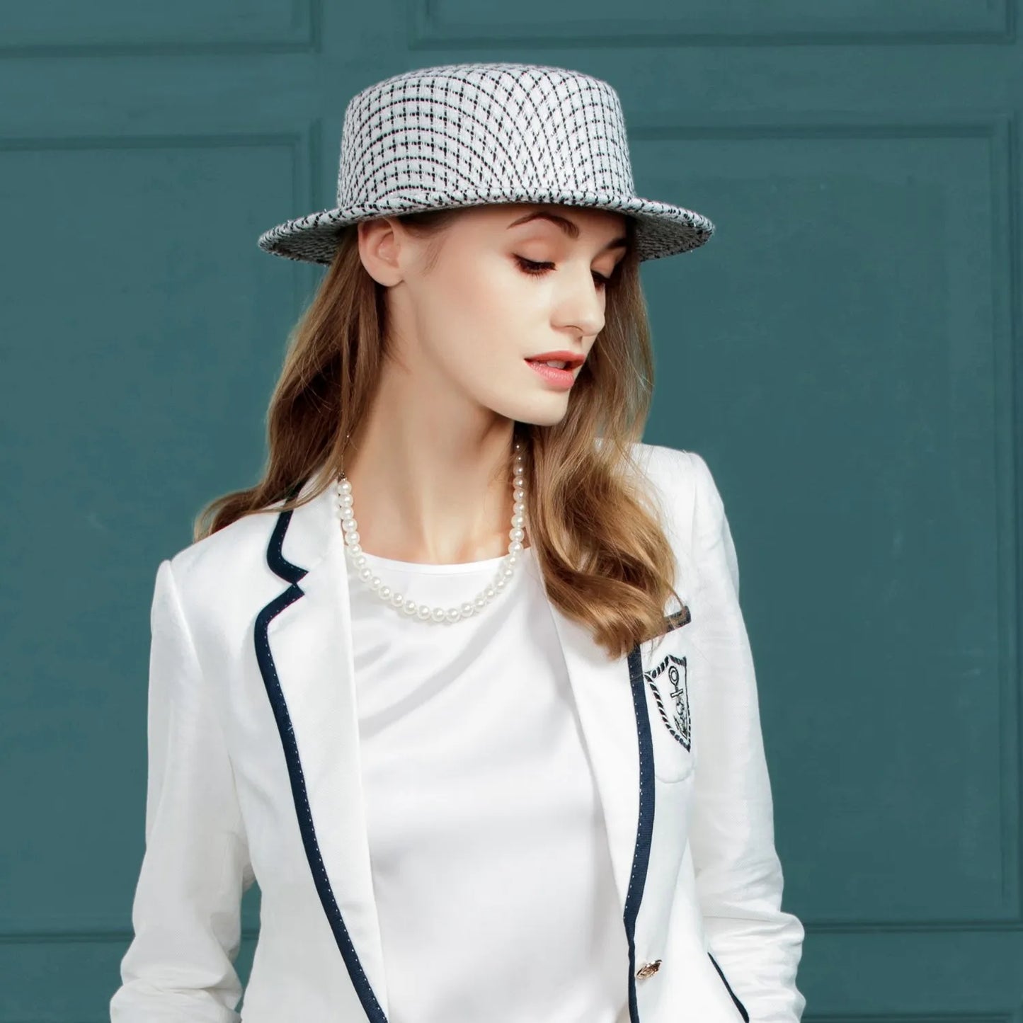 EE 5110 autumn and winter new British top hat casual simple wide brim hat winter warm hat woman