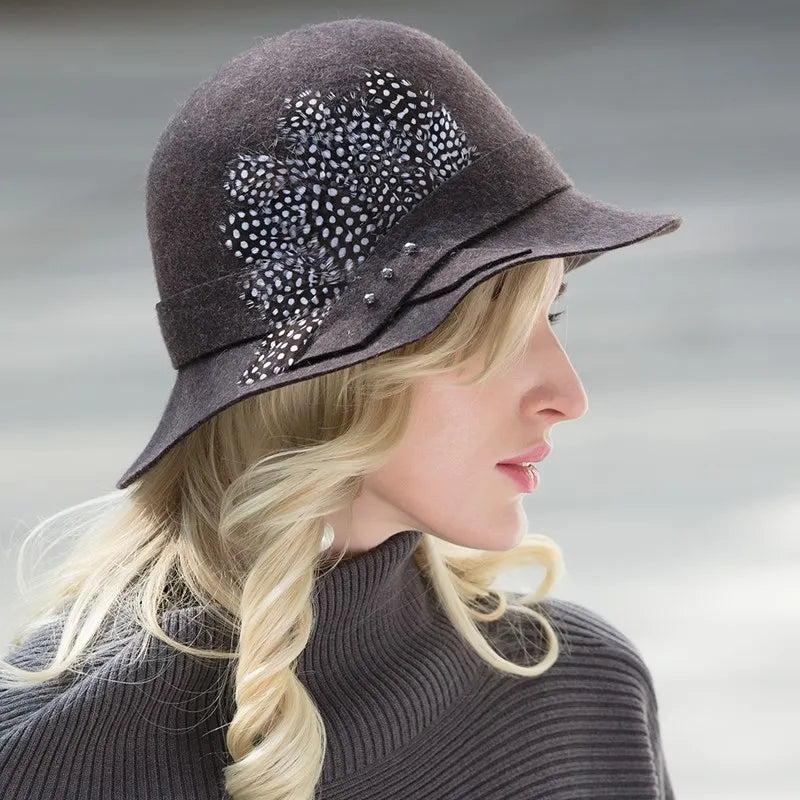 EE 5211 new winter wool hat joker hat English elegant female feather hat