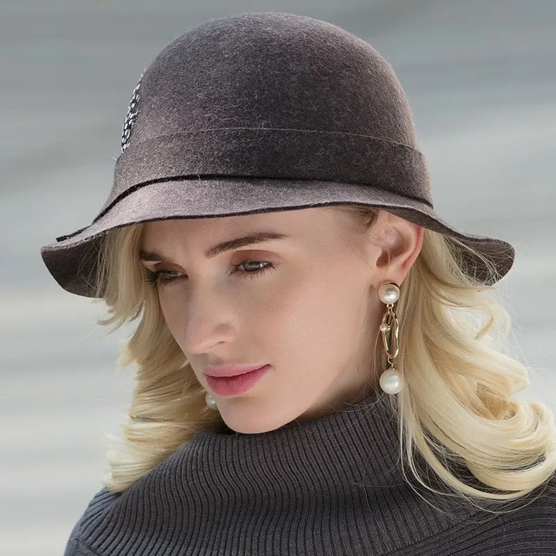 EE 5211 new winter wool hat joker hat English elegant female feather hat