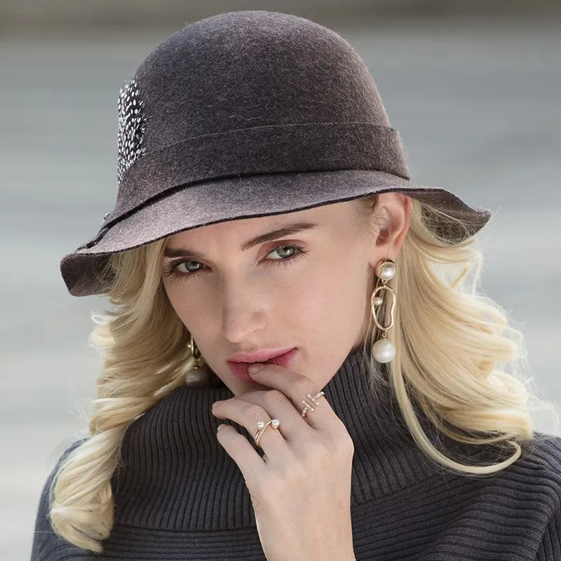 EE 5211 new winter wool hat joker hat English elegant female feather hat