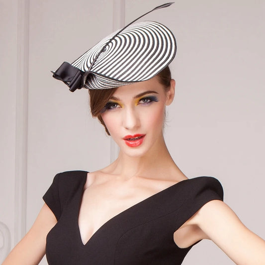 EE 7039 Spring and Summer/Stylish/Elegant Feminine Style/Ostrich Quills/Bowknot/Stripe/Sun Protection/Saucer Hat/Straw Hat