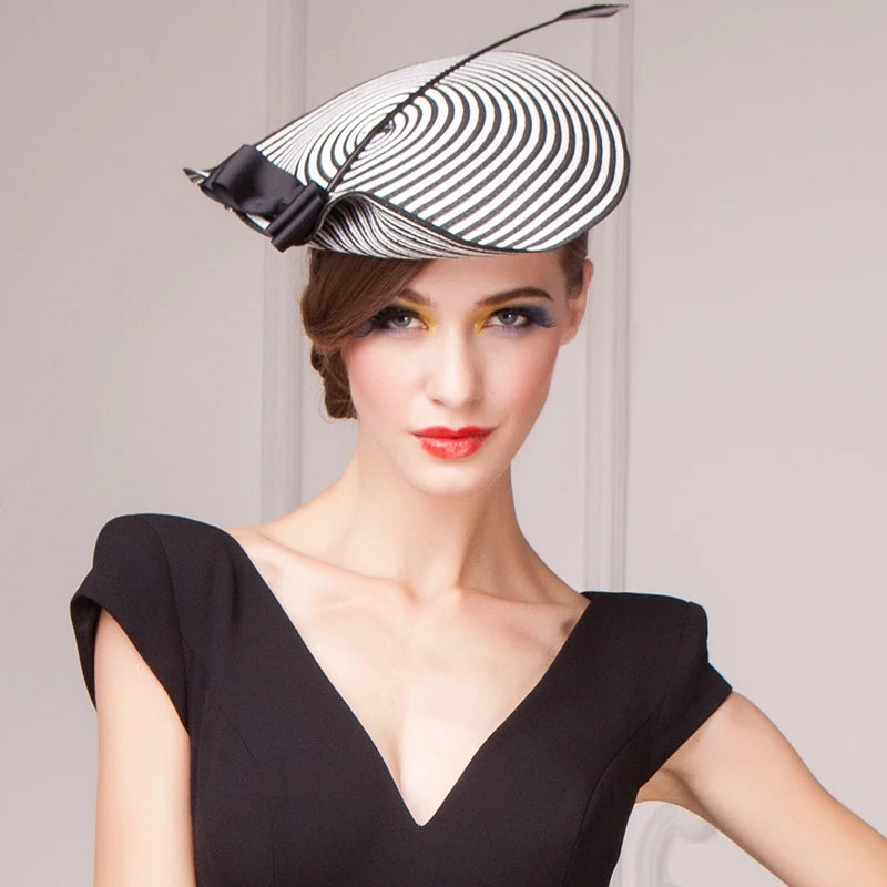 EE 7039 Spring and Summer/Stylish/Elegant Feminine Style/Ostrich Quills/Bowknot/Stripe/Sun Protection/Saucer Hat/Straw Hat