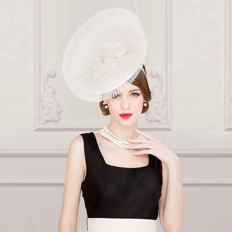 Ms EE 2311 original design silk flower natural feathers English jockey club yarn small female summer hat hat