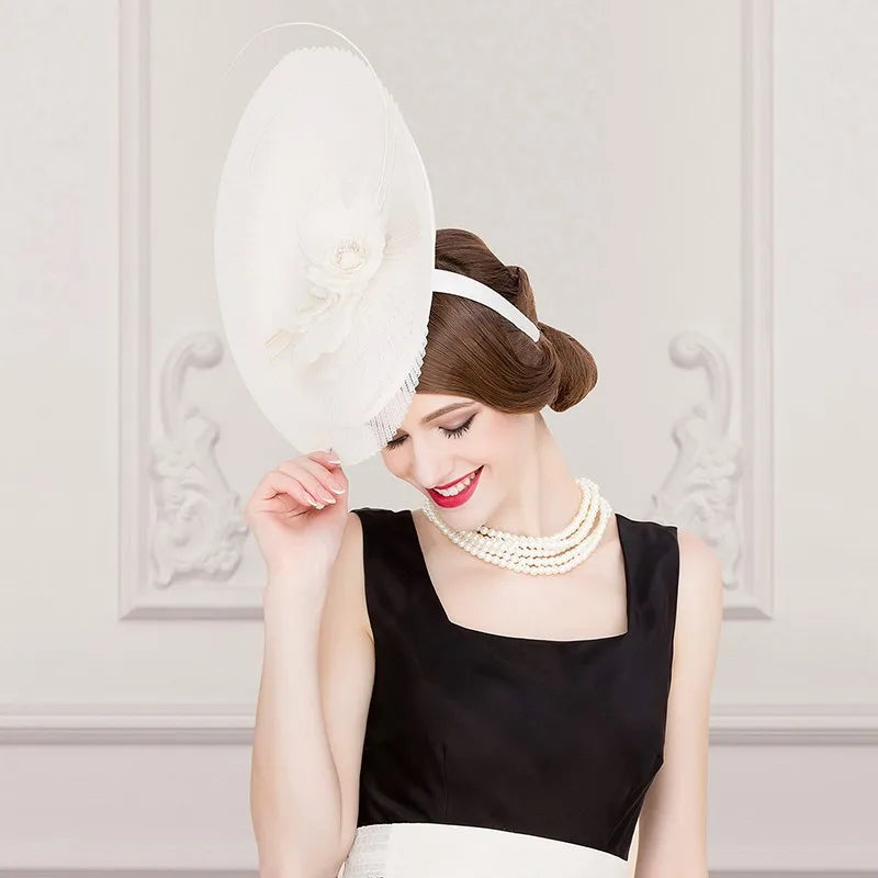 Ms EE 2311 original design silk flower natural feathers English jockey club yarn small female summer hat hat