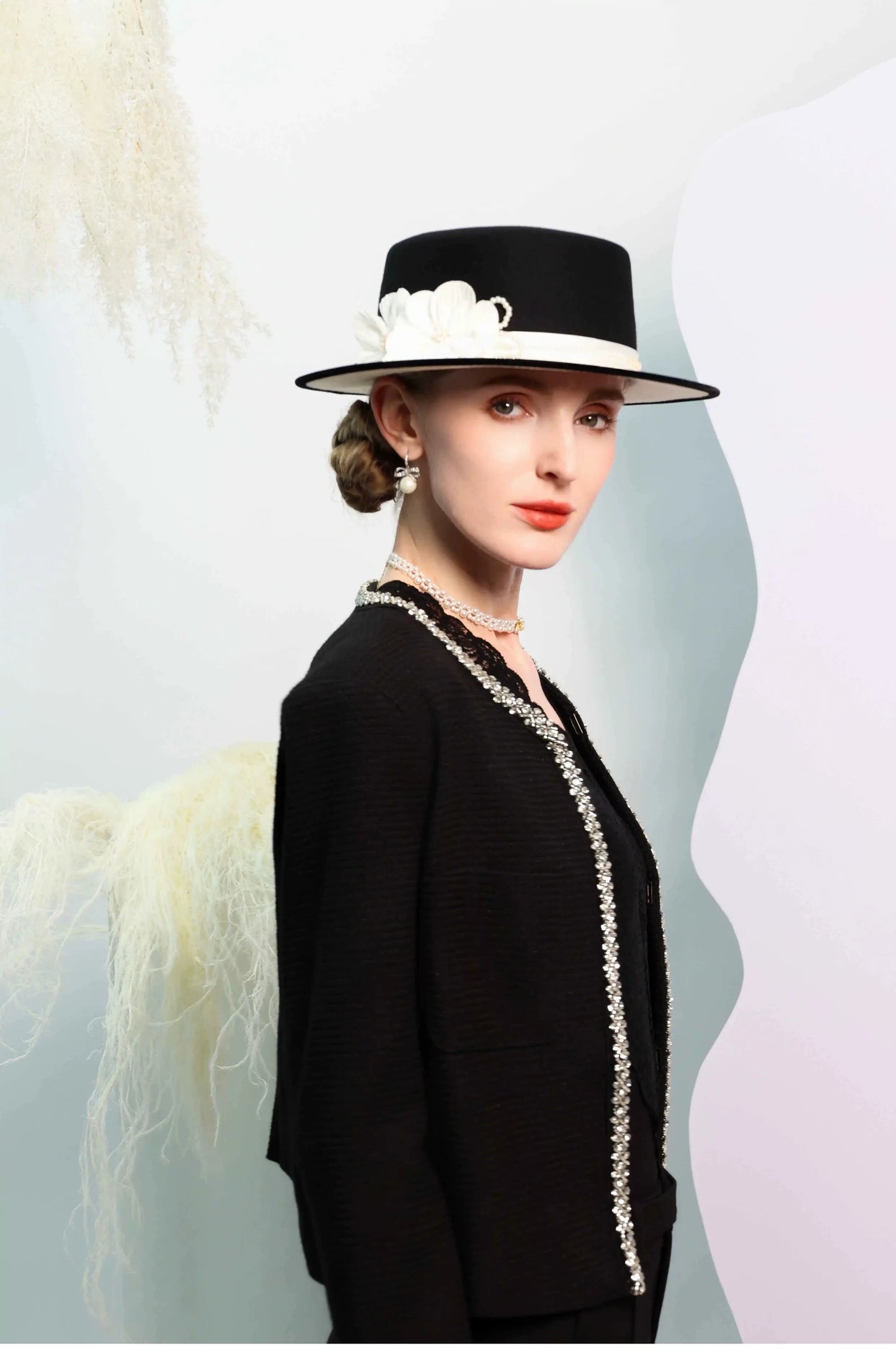 FADVES Elegant Women's Wide Brim Wool Felt Fedora Hat Classic Church Style 5070